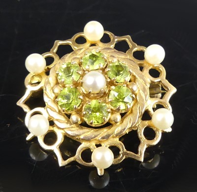 Lot 2534 - A modern 9ct gold, green peridot and seed...