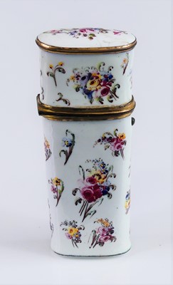 Lot 2349 - A South Staffordshire enamel etui, late 18th...