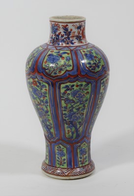 Lot 20 - A Chinese blue and white export porcelain vase,...