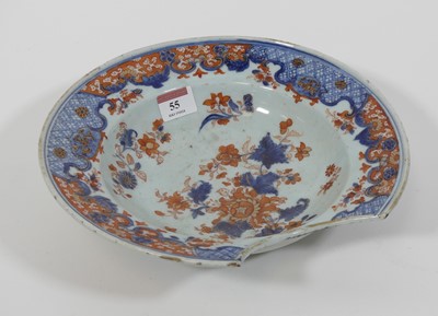 Lot 55 - An 18th century Chinese export porcelain...