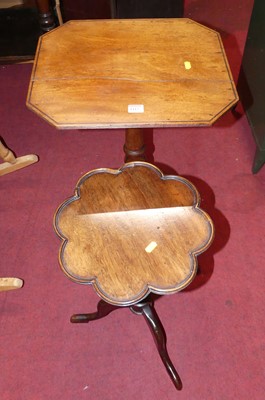 Lot 1112 - A Regency mahogany and ebony inlaid pedestal...