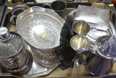 Lot 288 - A collection of metal wares to include a...