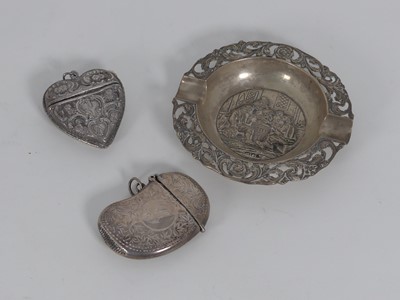 Lot 343 - A silver ashtray, repoussee decorated with a...