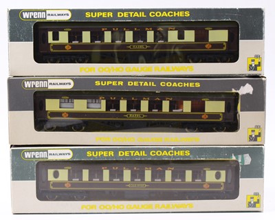 Lot 450 - Three Wrenn Pullman cars which were part of...