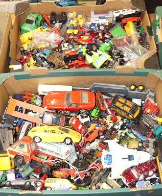 Lot 1529 - Two trays containing loose & playworn diecast...