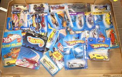 Lot 1552 - A tray containing Hot Wheels boxed modern...