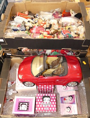 Lot 1555 - Three trays of foreign dolls, and Betty Boop...