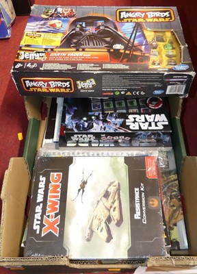 Lot 1599 - A tray of Star Wars related novelties and...