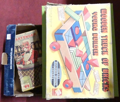 Lot 1634 - A tray of board/interactive play games etc to...