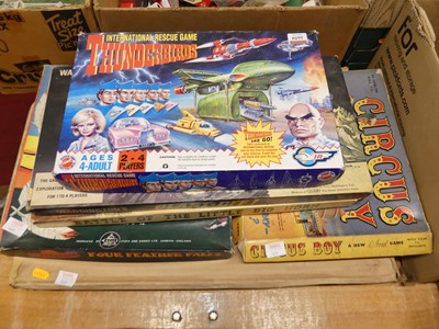 Lot 1659 - A small collection of board/interactive games...