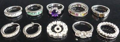 Lot 452 - Assorted modern silver fashion rings,...