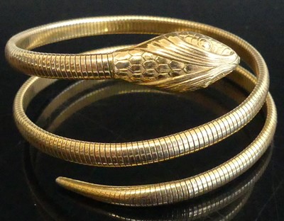 Lot 462 - A gilt metal snake bangle