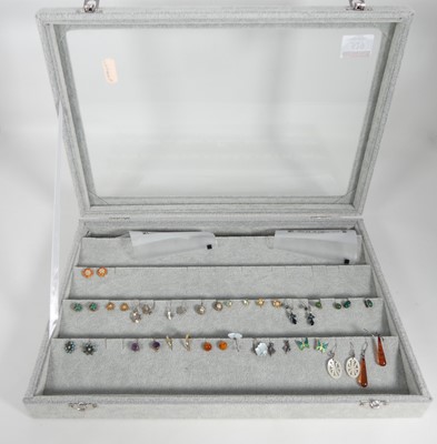 Lot 529 - A jewellery box and contents of various earrings