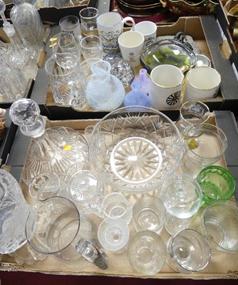 Lot 632 - Two boxes of mixed glassware, to include...