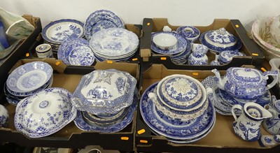 Lot 679 - A large collection of blue & white transfer...