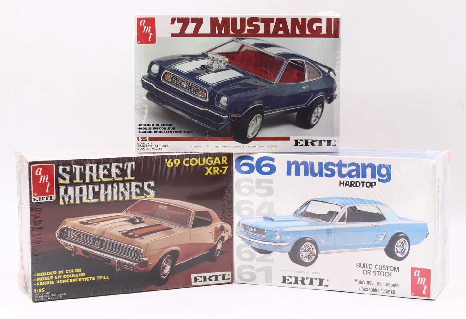 Lot 1587 - AMT/ERTL 1.25 scale Ford Hardtop kits, 6565...