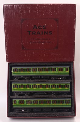 Lot 203 - ACE Trains 0 gauge 3 car Southern EMU set, all...