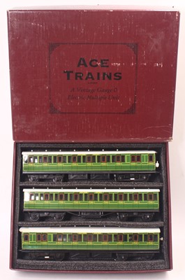 Lot 204 - ACE Trains 0 gauge 3 car Southern EMU set,...