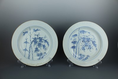 Lot 15 - A large pair of Chinese blue and white...