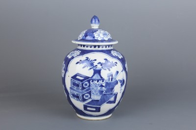 Lot 17 - A Chinese blue and white “Hundred Antiques”...