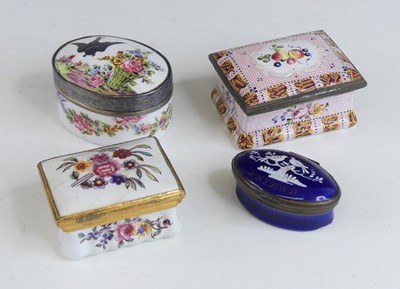 Lot 2378 - A South Staffordshire enamel box, late 18th...