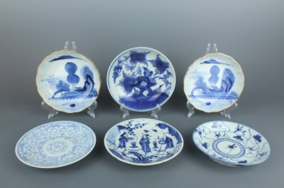 Lot 109 - Six Chinese and Japanese blue and white dishes...