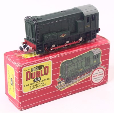 Lot 326 - 2231 Hornby-Dublo 2-rail 0-6-0 diesel-electric...