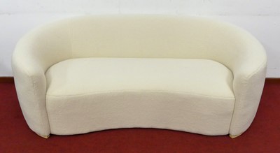 Lot 473 - A contemporary cream fleece upholstered...