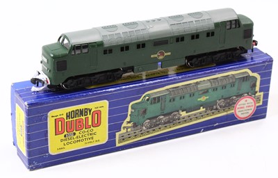 Lot 338 - 3232 Hornby-Dublo 3-rail diesel electric Co-Co...