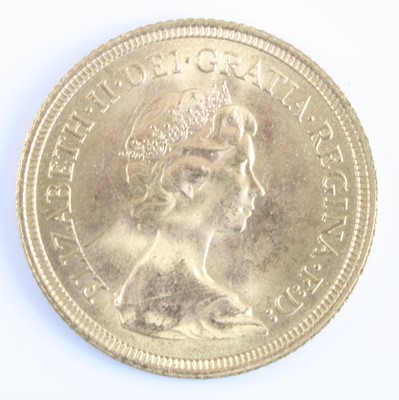 Lot 3207 - Great Britain, 1974 gold full sovereign,...