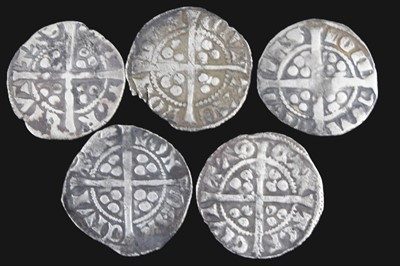Lot 3061 - England, Edward III (1327-1377) silver penny,...