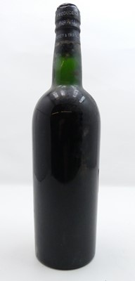 Lot 1320 - Quinta do Noval vintage port 1963, one bottle...