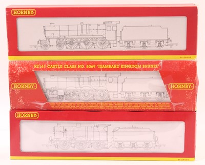 Lot 524 - Three Hornby 00 gauge locos to include a class...