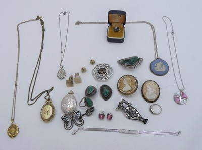 Lot 344 - A small collection of mainly costume jewellery...