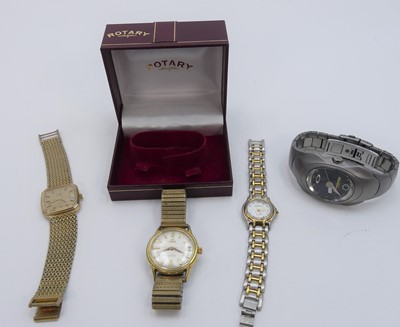 Lot 351 - A gent's Roma gold plated cased wrist watch...