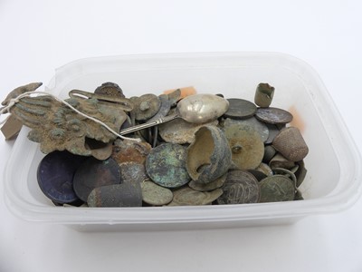 Lot 554 - A collection of metal detectorists finds, to...