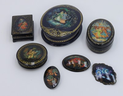 Lot 530 - A modern Russian blue lacquered trinket box of...