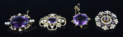 Lot 367 - A Victorian style 9ct gold, amethyst and seed...