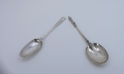 Lot 576 - An 18th century silver tablespoon in the...