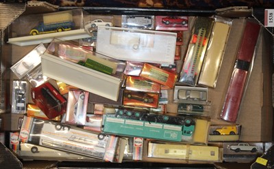 Lot 1538 - A tray of mostly Herpa/Viking 1/87 scale boxed...