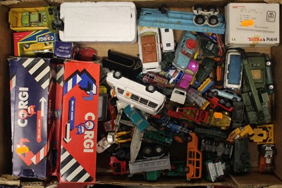 Lot 1555 - A quantity of loose & playworn diecast to...