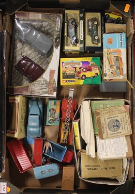 Lot 1561 - A quantity of boxed & loose diecast to include...