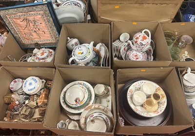 Lot 650 - Nine boxes containing glassware and ceramics,...