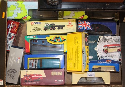 Lot 1642 - A box of boxed modern issue diecast, to...