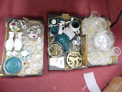 Lot 732 - Large collection of ceramics and glass to incl...