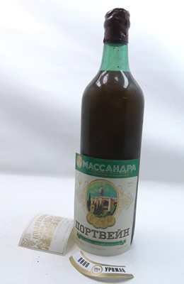 Lot 1299 - Massandra Collection, White Port, 1984, Crimea,...