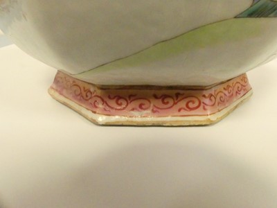 Lot 194 - A Chinese bowl decorated with typical scenes...