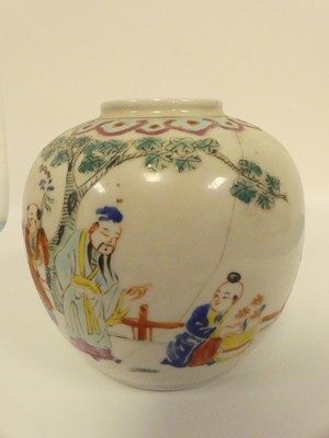 Lot 194 - A Chinese bowl decorated with typical scenes...