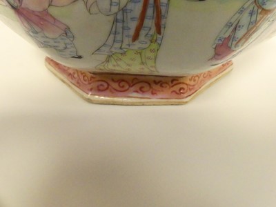 Lot 194 - A Chinese bowl decorated with typical scenes...