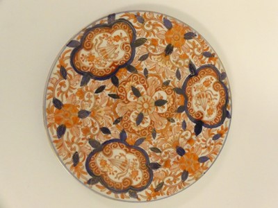 Lot 229 - Five Chinese export plates/ dishes decoarated...